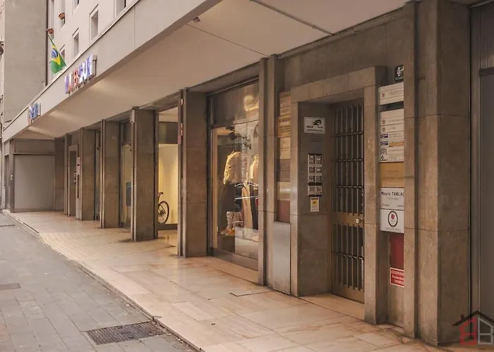 Fenice L Bb * Triest